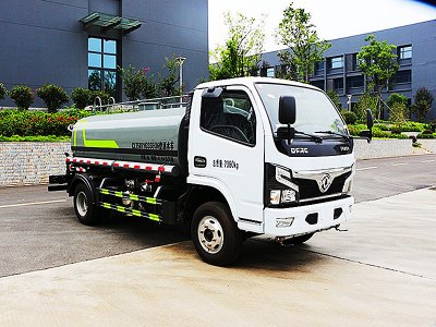 東風(fēng)福瑞卡5噸灑水車